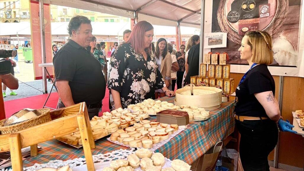 Begona Garcia feria queso 42