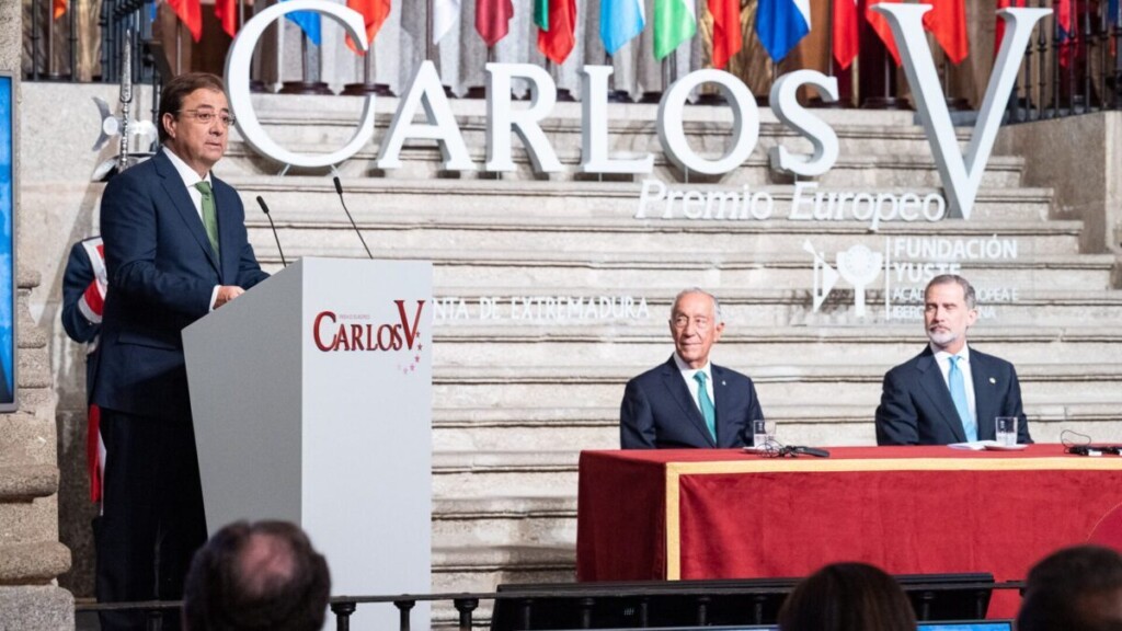 PREMIO CARLOS V 17