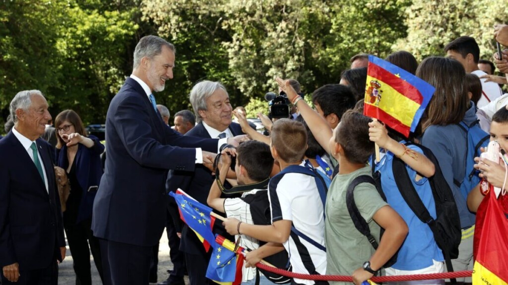 El rey Felipe VI entregará el Premio Europeo Carlos V a Josep Borrell el 9 de mayo en el Monasterio de San Jerónimo de Yuste rey premio europeo carlosV 20230509 05