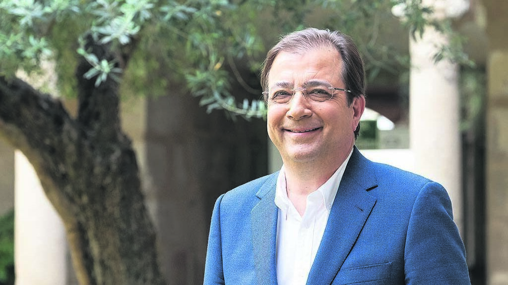 Guillermo Fernández Vara: “En Extremadura se han creado en los últimos ocho años más de 70.000 empleos” vara 1