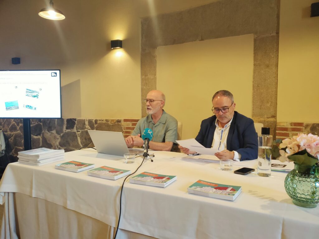 El director de Turismo presenta un producto pionero en España para fomentar el turismo rural en los 63 pueblos de colonización de la región 29 junio Turismo 4 1