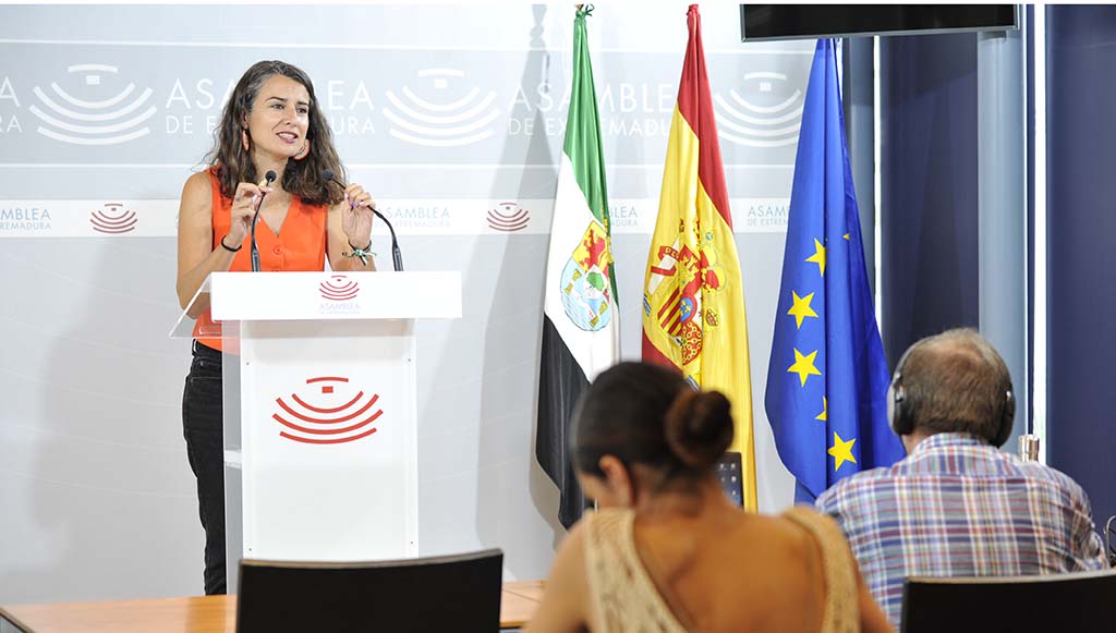 Irene de Miguel: “María Guardiola tiene que dimitir si le queda algo de palabra y decencia” 53012199051 cfd6c448d6 o