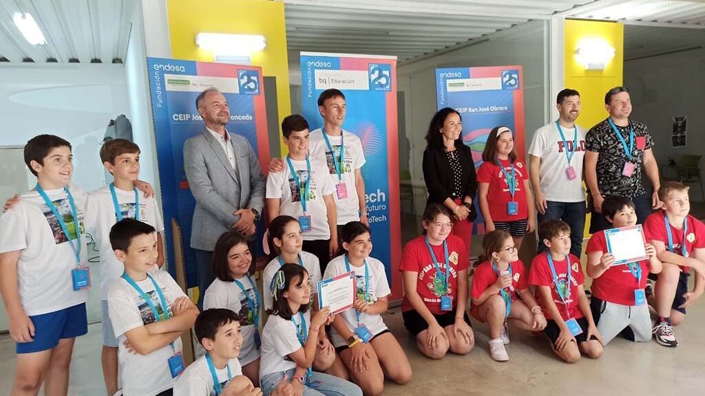 Un sistema de detección de incendios y un mecanismo para potabilizar el agua ganan la VIII edición de los premios RetoTech en Extremadura RetoTech04