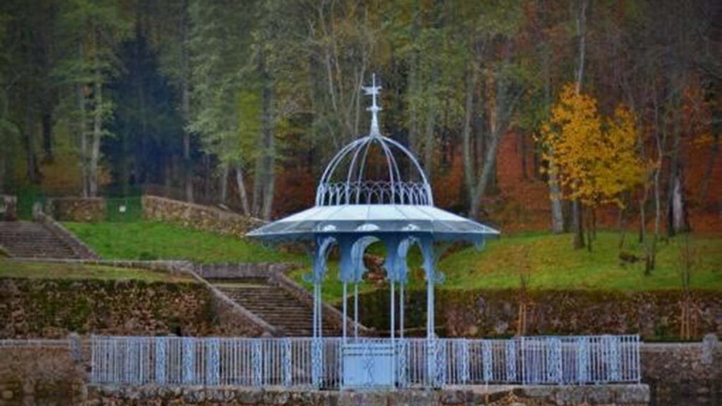 El Bosque de Béjar no es un pozo sin fondo, sino la única Villa renacentista que hay en España El bosque 1