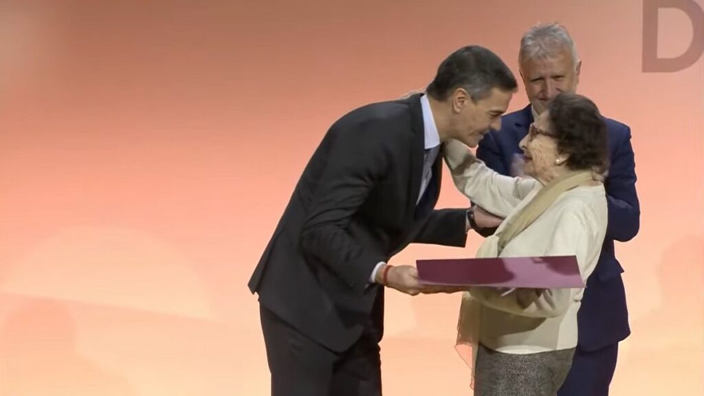 Conchita Viera, homenajeada en el ‘Día de Recuerdo y Homenaje a todas las víctimas del golpe militar, la guerra y la dictadura’ Viera 2