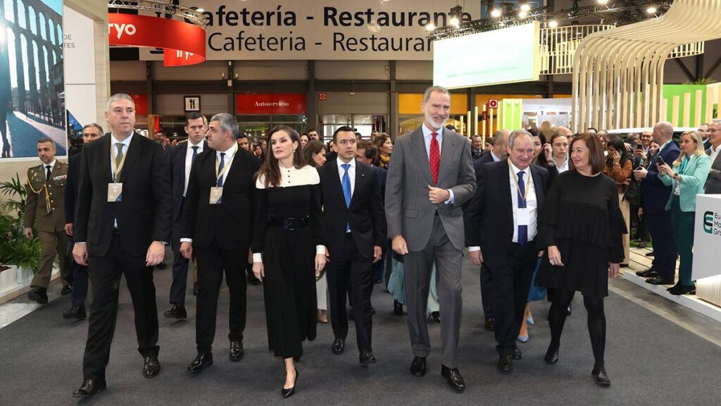 Fitur Reyes 1 2024