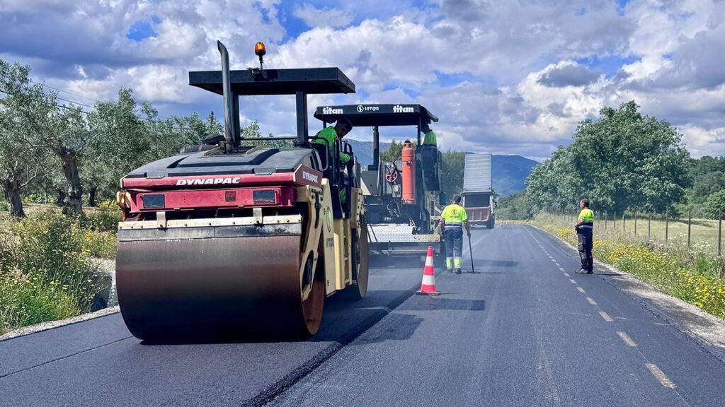 Diputación de Cáceres reanuda las obras de la carretera CC-114, de Ex-205 a Desacargamaría por Cadalso Carretera Dip 1