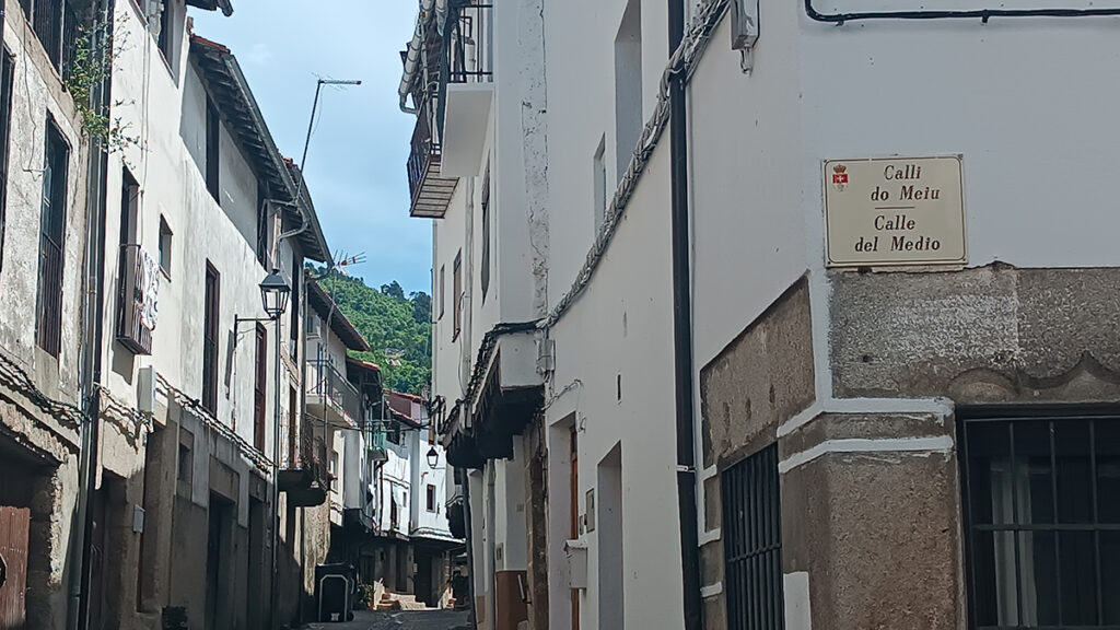 San Martín de Trevejo acoge el III Encuentro Rural de Filosofía orientado a potenciar la innovación local y reflexionar sobre los desafíos rurales 20250615 San Martín de Trevejo