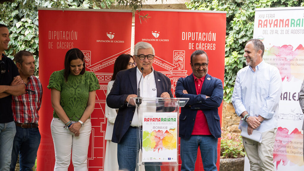 Feria Rayana (7) Feria Rayana (7)