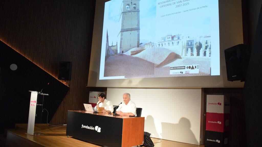 La Junta subraya la importancia del trabajo conjunto para la rehabilitación del patrimonio histórico artístico de Extremadura Jornadas de Patrimonio