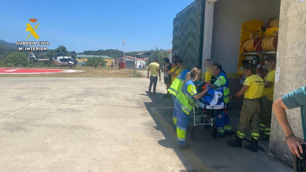 Rescatan a un menor de 11 años cuando hacía barranquismo en La Vera WhatsApp Image 2025 06 08 at 17.15.13