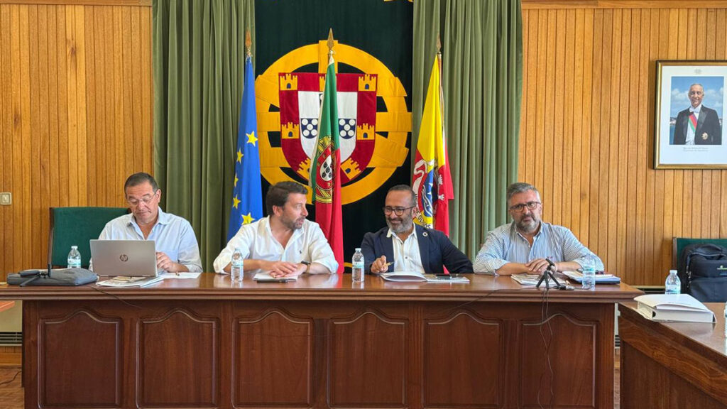 Morales_Presidente Oleiros y Presidente CIM Beira Baixa