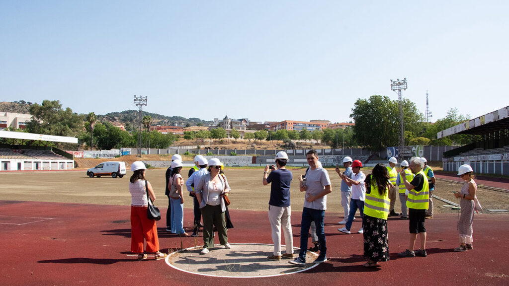 Obras Campo Fútbol Plasencia 01
