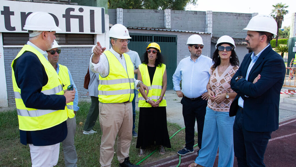 Obras Campo Fútbol Plasencia 04