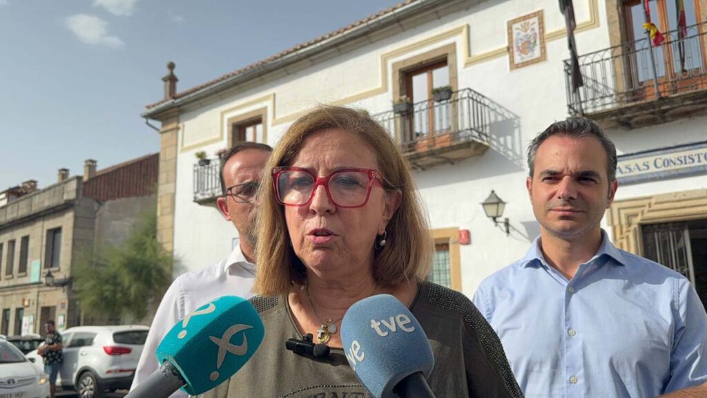 La Consejera de Agricultura tranquiliza en Hervás a los ganaderos indicando que las ayudas de la PAC las van a continuar cobrando Consejera de Agricultura en Hervás