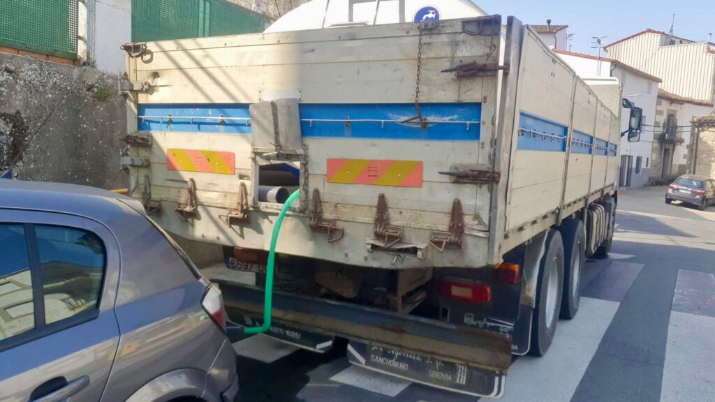 PHOTO-2025-08-16-12-51-06 (4)