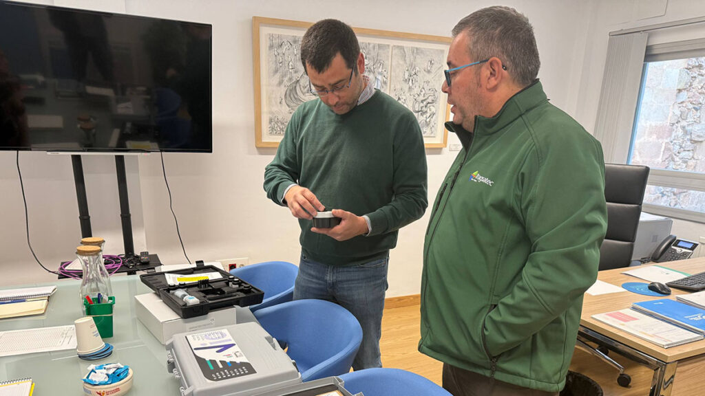 MásMedio adquiere equipos de medición cualitativa del agua para conocer su estado en zonas de incendios antes de las lluvias Meidición MásMedio (1)