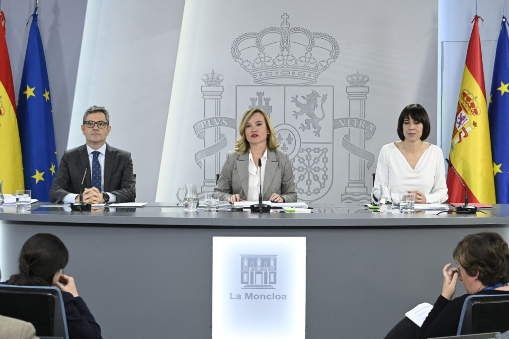281025-rueda-de-prensa-ministros1