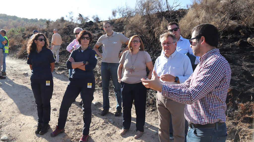 La Junta refuerza las medidas de emergencia para garantizar el abastecimiento de las zonas afectadas por el incendio de Hervás y Jarilla IMG_9430