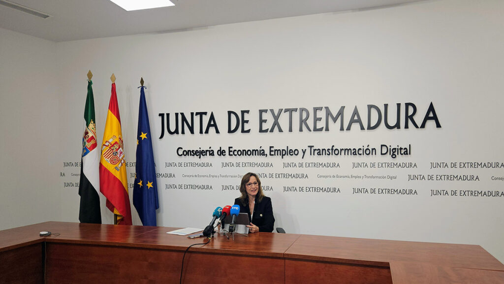 Extremadura registra la cifra más baja de paro para un mes de octubre en los últimos 20 años con 65.620 personas desempleadas 4 nov foto paro