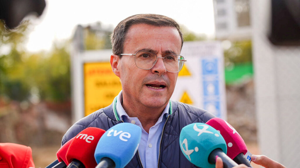 Miguel Ángel Gallardo: “Reforzaremos la inversión en atención a la dependencia, garantizaremos la igualdad entre plazas públicas y privadas y homologaremos los salarios de los profesionales del SEPAD” Gallardo 2