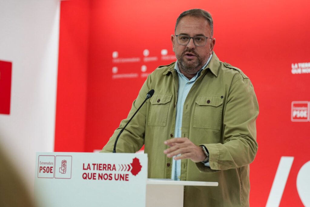 El PSOE de Extremadura prevé celebrar más de 250 encuentros en la campaña electoral IMG-20251110-WA0011
