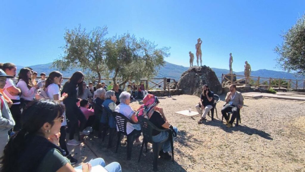 Un-acto-celebrado-en-el-Mirador-de-la-Memoria