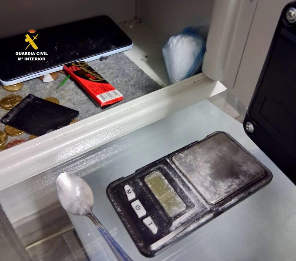 WhatsApp Image 2025-12-10 at 13.14.31