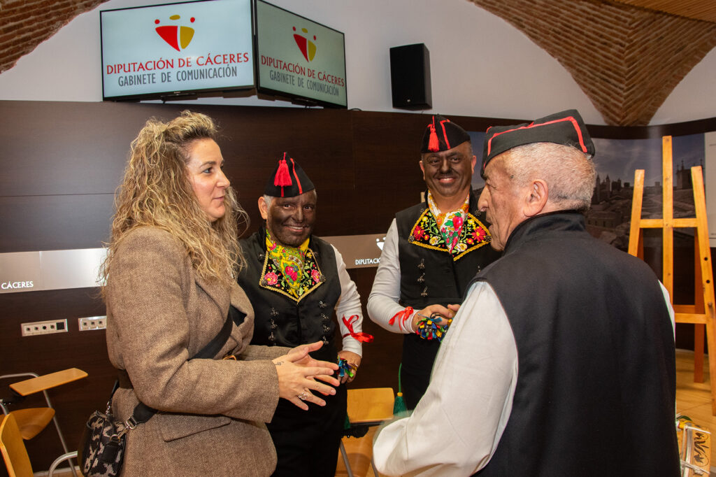 “Los Negritos de San Blas” ya tienen programación para 2026 Presentación Negritos San Blas 2026 (4)