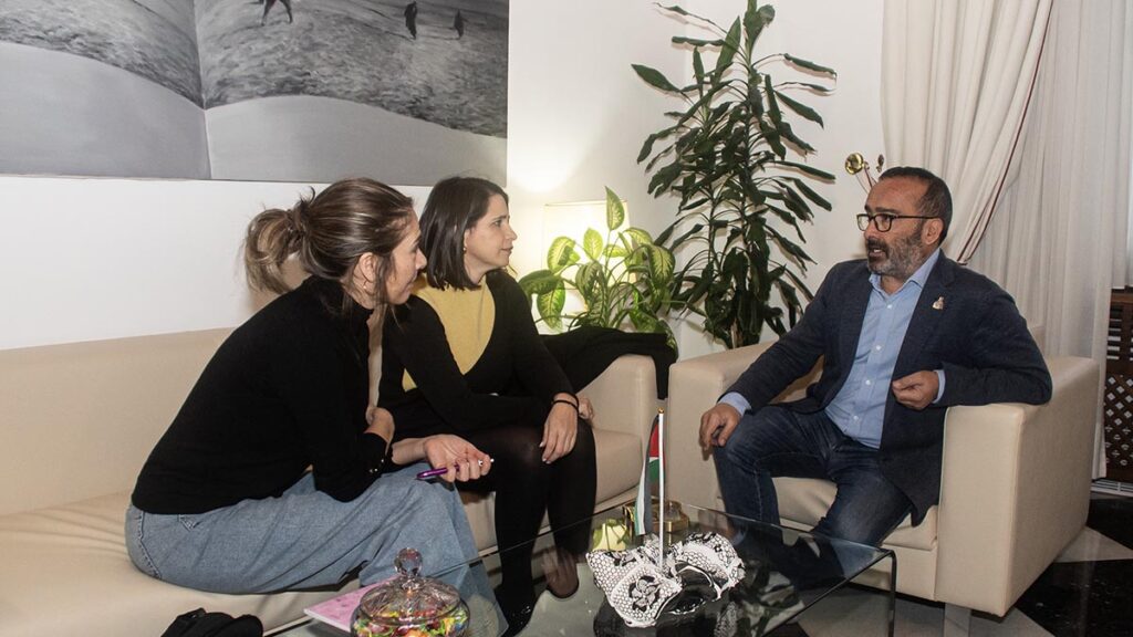 Reunión Oficina de Cooperación UEX (4)