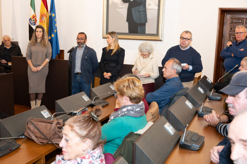 Asocaiciones de mauores (11)