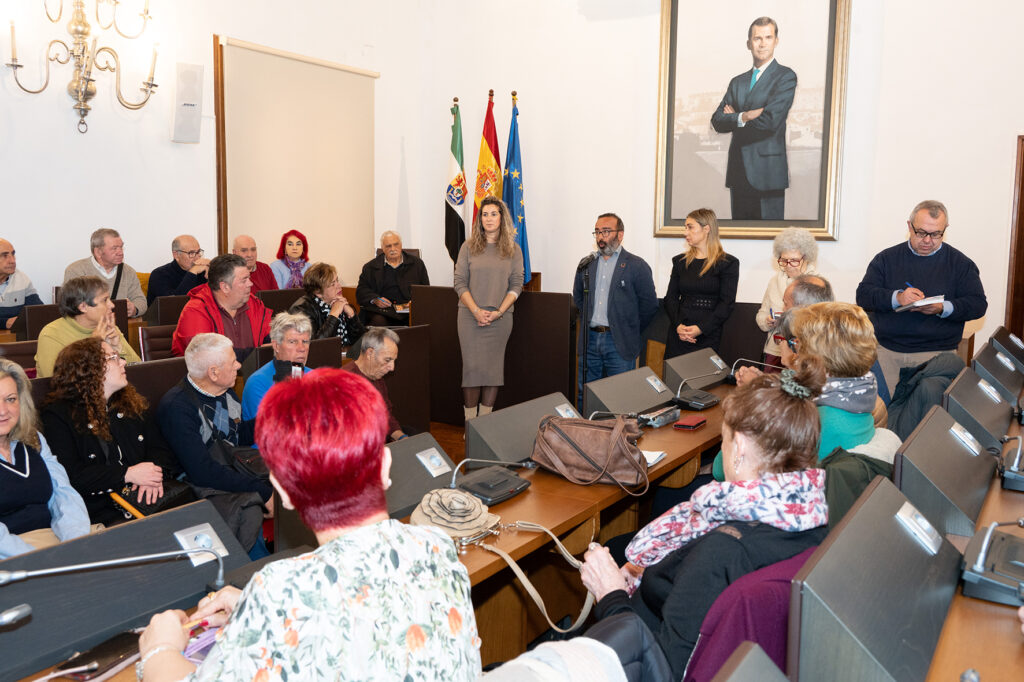 Asocaiciones de mauores (9)