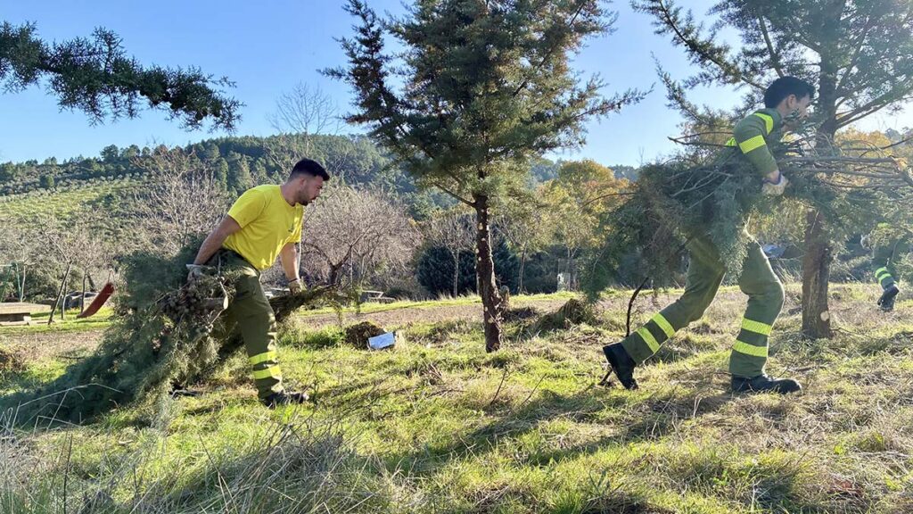 20260306 2 NP GF-Bomberos forestales del Plan Infoex, realizando trabajos preventivos este invierno 2