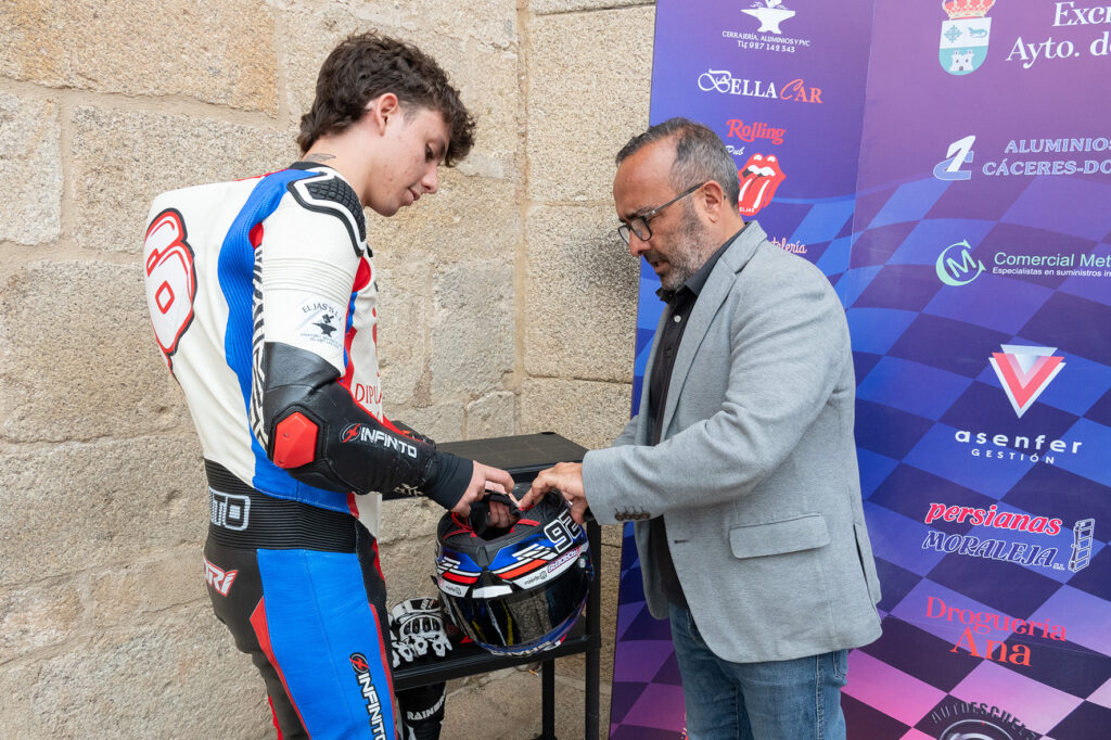 Rodrigo Domínguez (8)