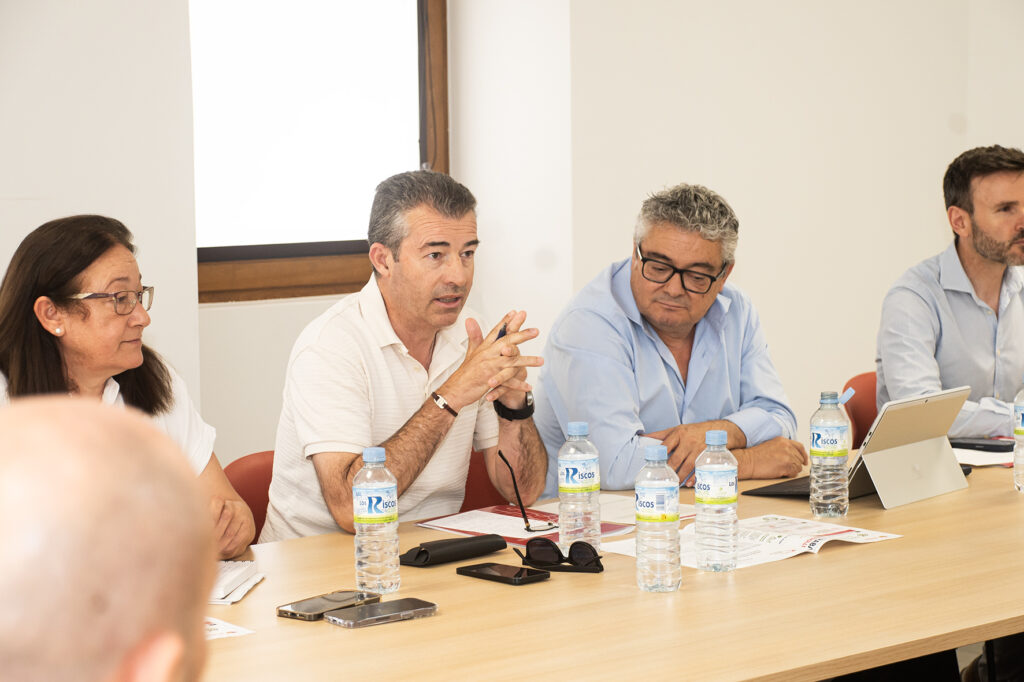 Mesa Desarrollo económico y digital (5)