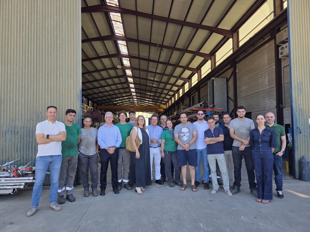 Consejero en la visita con todo el equipo