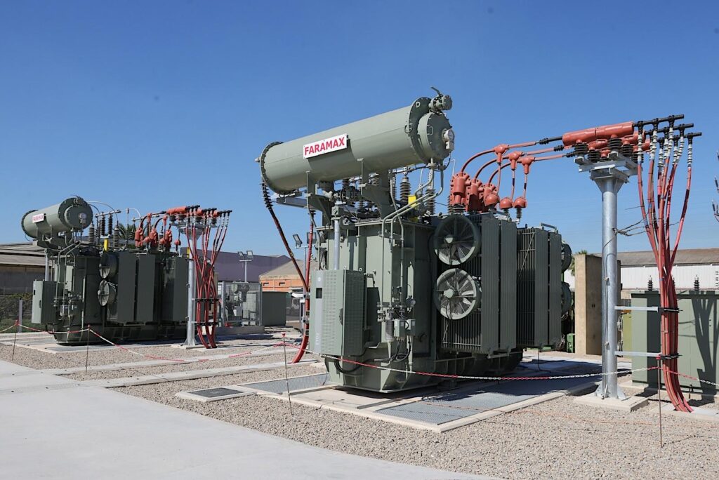Transformador Faramax en ST Llanos de Quart (Valencia) plan il·lumina