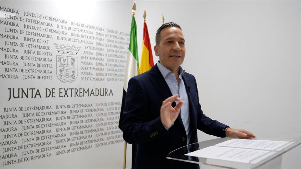 La Junta de Extremadura inicia su estrategia de desregulación para simplificar los trámites administrativos y acercar la Administración a los ciudadanos processed-14EF77A9-4F09-4B26-B75F-D4417D29AFC0
