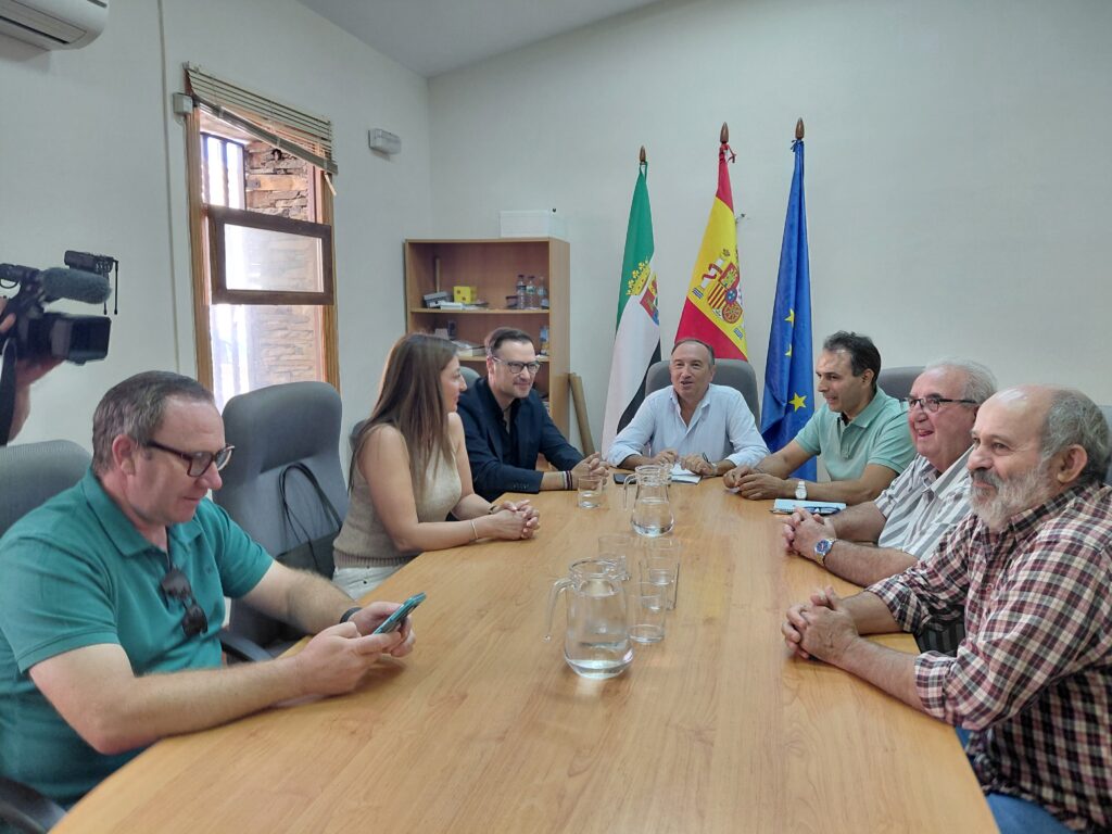 La Junta activa 250.000 euros para relanzar el turismo de Las Hurdes tras el incendio 13680