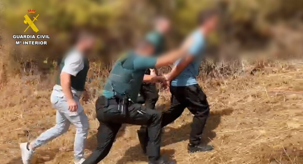 Tres detenidos tras una persecución de más de 100 kilómetros con un coche robado por Cáceres 2026-09-24_persecucion_tras_robo_caceres_2