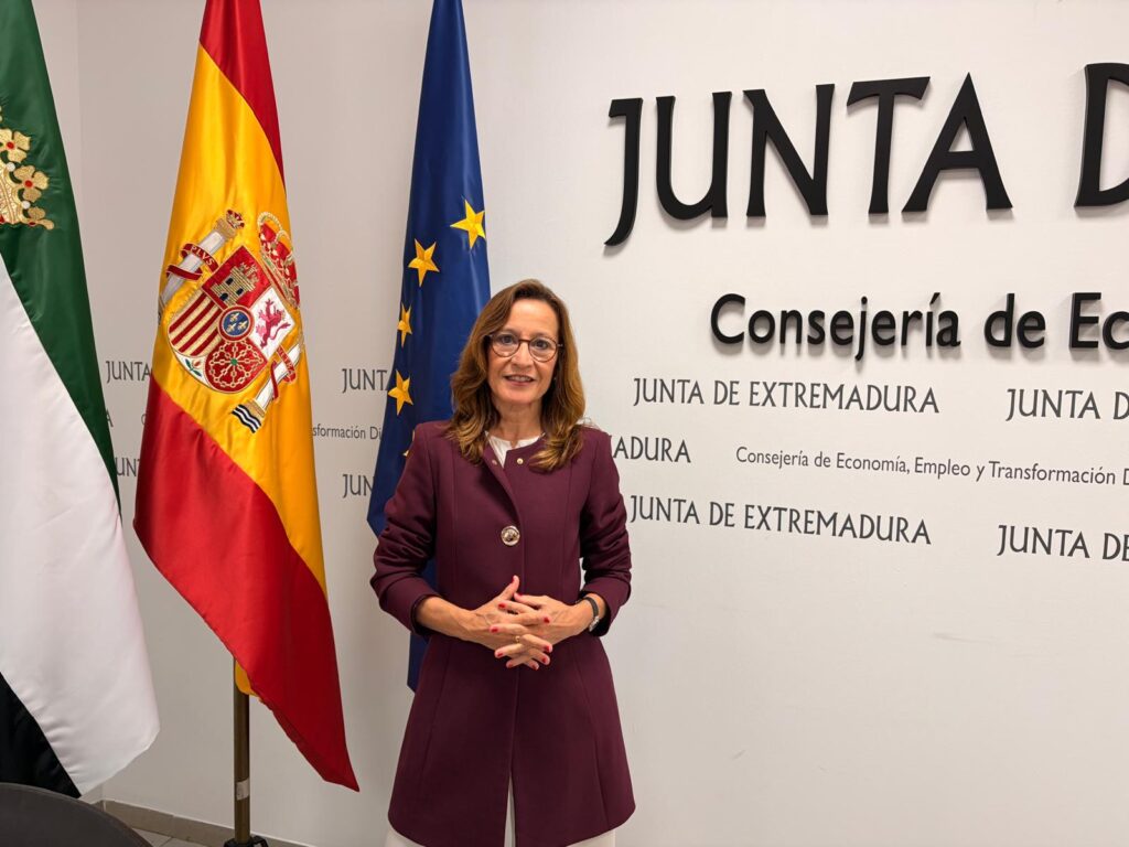 Extremadura reduce el paro en 4.000 personas y alcanza su menor tasa de desempleo femenino desde 2002 20261027 NP Empleo- Datos EPA-María José Nevado