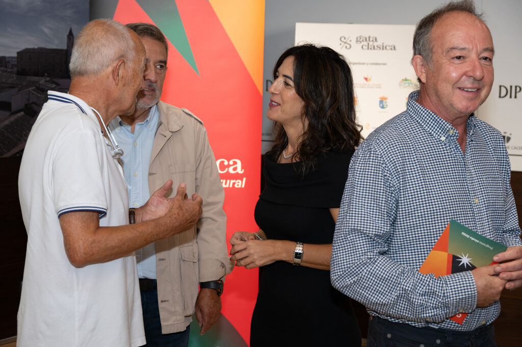 Gata Clásica Otoño (9)