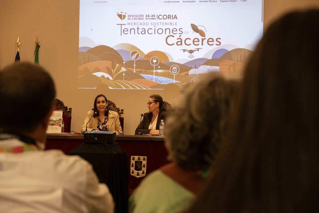 Jornada del proyecto AGROSOCIAL sobre economía social e innovación agroalimentaria en Coria.