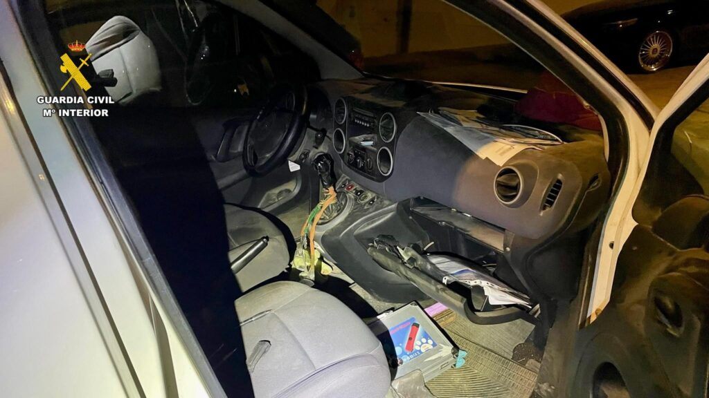 Guardia Civil tras investigar robos en vehículos en Navalmoral de la Mata