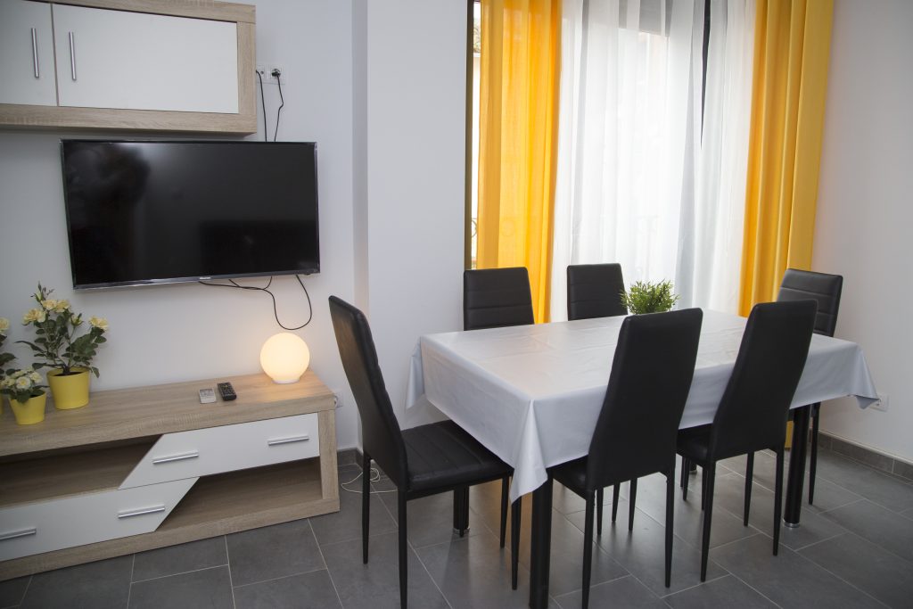 Apartamento turístico de Baños de Montemayor, establecimiento La Plazuela